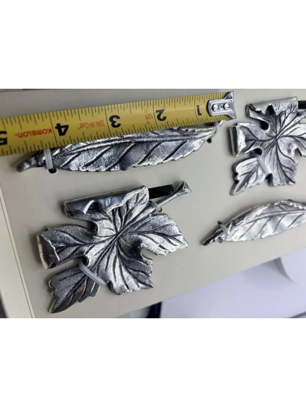 Pottery Barn Autumn Falling Leaf Place Card Holders Set Of 4 New In Box Silver